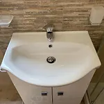 Erythra Bed & Breakfast