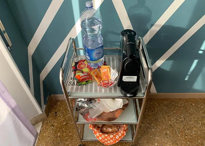 Alojamento de Acomodação e Pequeno-almoço Erythrà Reggio di Calabria